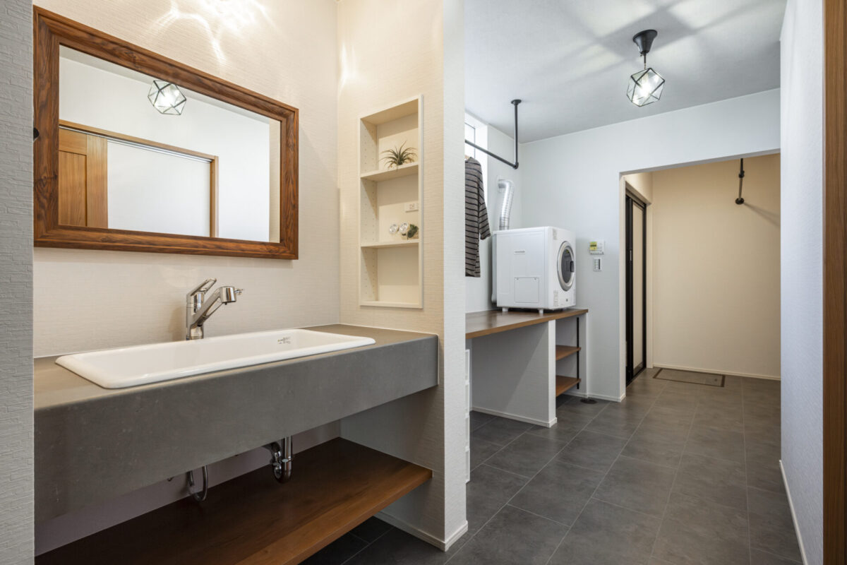 ワンフロアで生活が完結する新感覚の平屋風の住まい。
