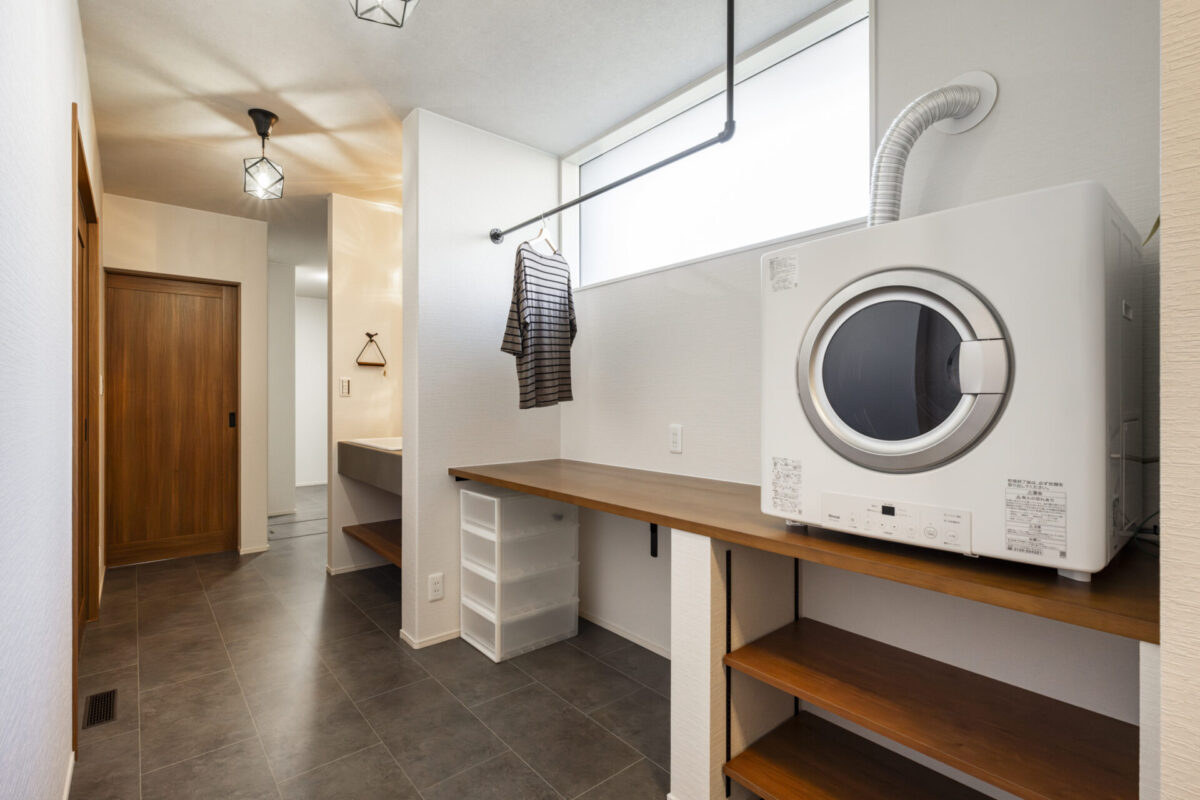 ワンフロアで生活が完結する新感覚の平屋風の住まい。