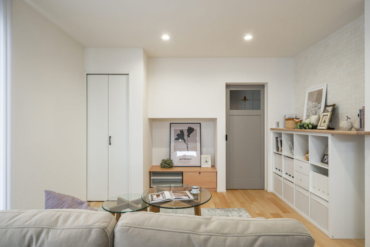 毎日の「やらなきゃ」から解放される、自然と片付く家。